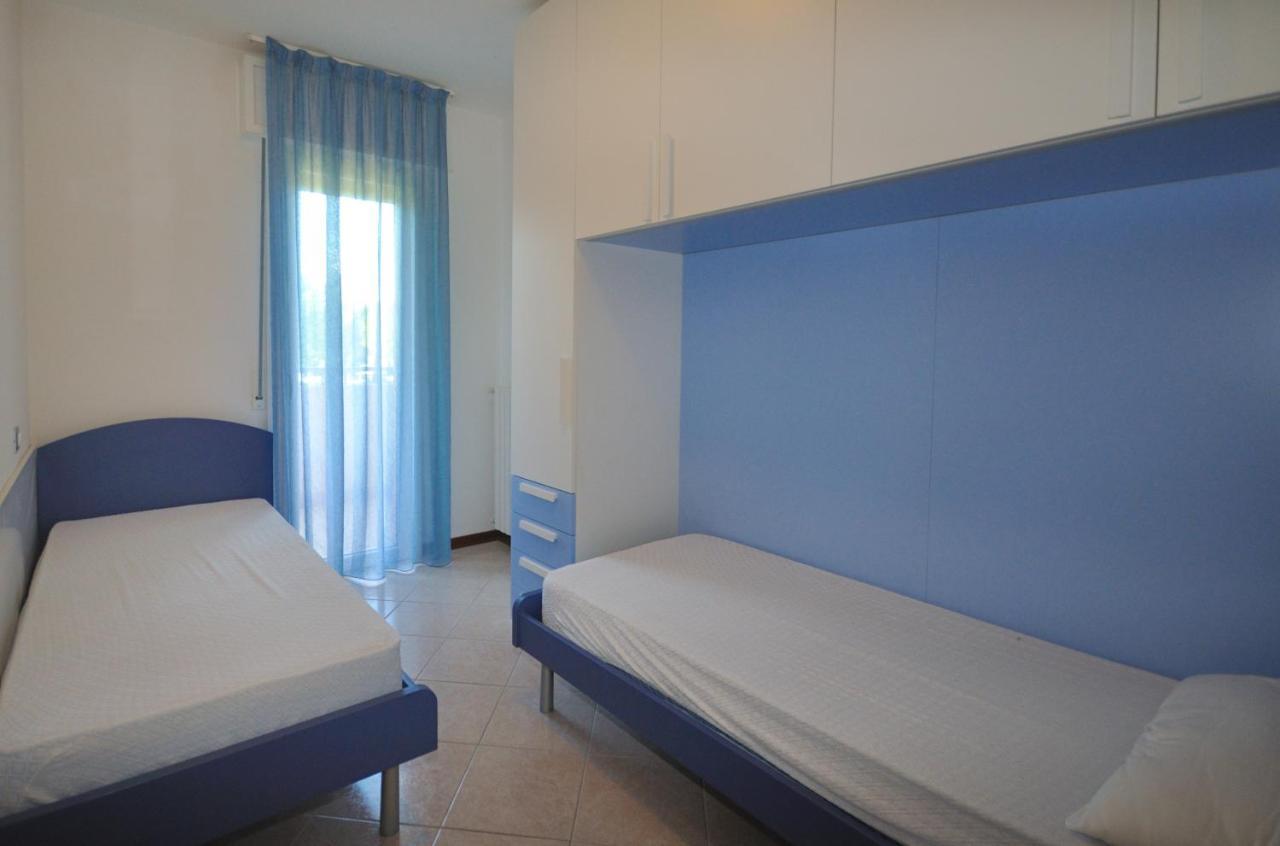 Condominio Biasin Бибионе Экстерьер фото