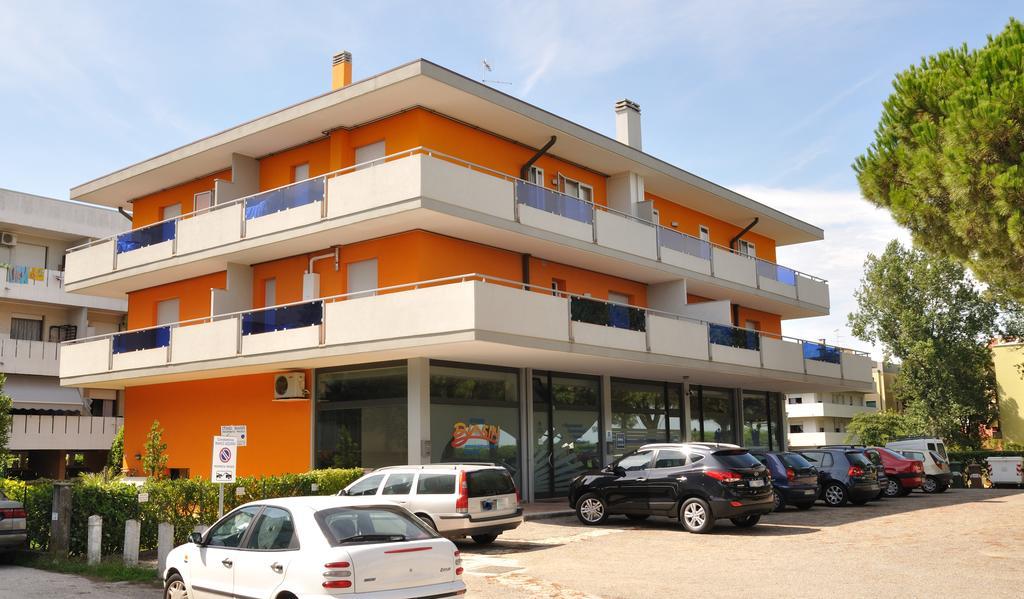 Condominio Biasin Бибионе Экстерьер фото