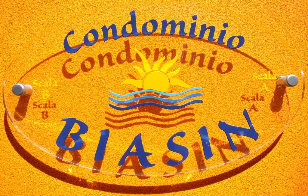 Condominio Biasin Бибионе Экстерьер фото
