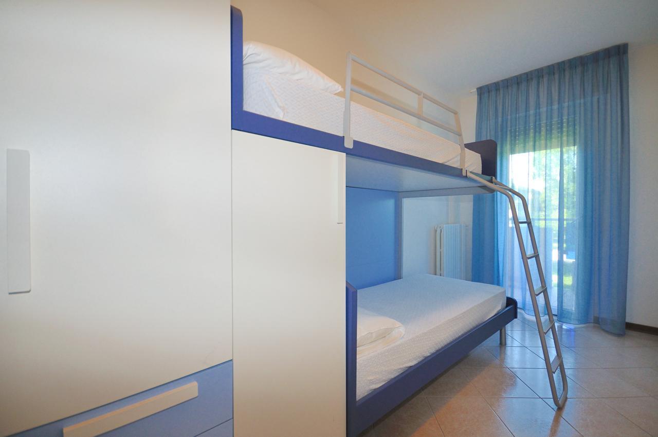Condominio Biasin Бибионе Экстерьер фото